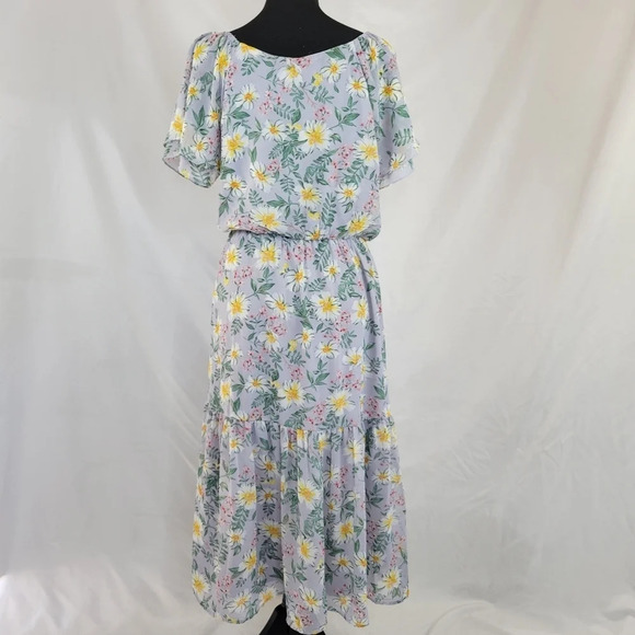 ALL IN FAVOR Flowy V Neck Flutter Sleeve Light Blue Floral MIDI Dress - Picture 8 of 8